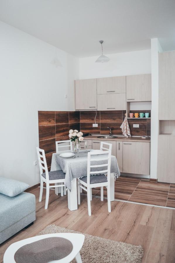 Apartman Lena Banja Koviljača Exterior foto